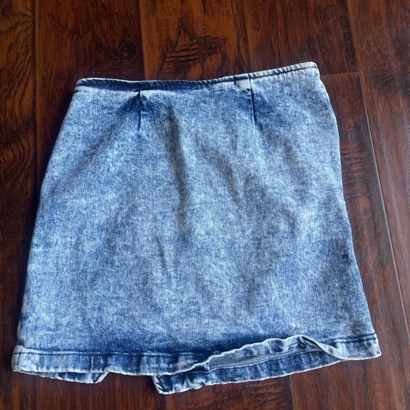 NWOT Retrofete Willa Denim Mini Skirt Medium - Picture 6 of 10